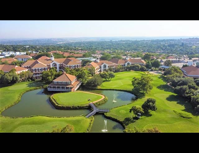 325M² OFFICE TO LET IN FOURWAYS